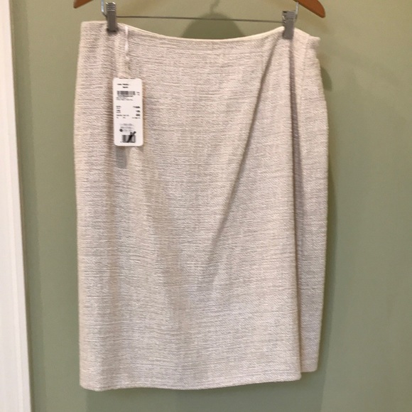 Escada Dresses & Skirts - NWT Escada linen/cotton skirt
